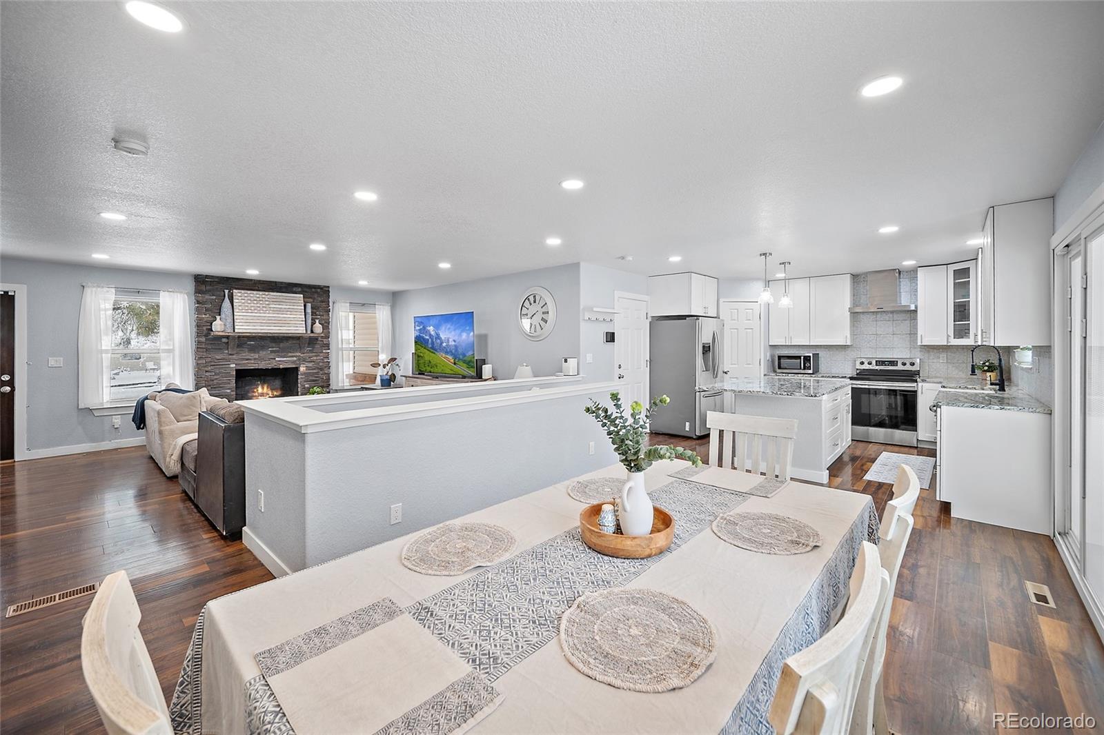 MLS Image #9 for 1481 s chambers circle,aurora, Colorado