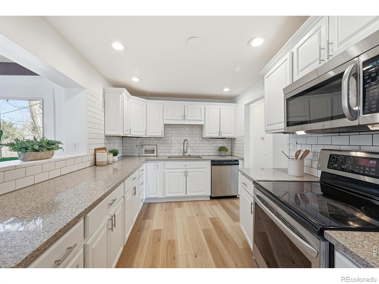 MLS Image #5 for 155  jade street,broomfield, Colorado
