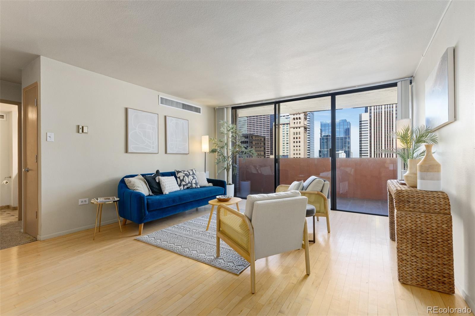 MLS Image #12 for 1020  15th street 9e,denver, Colorado