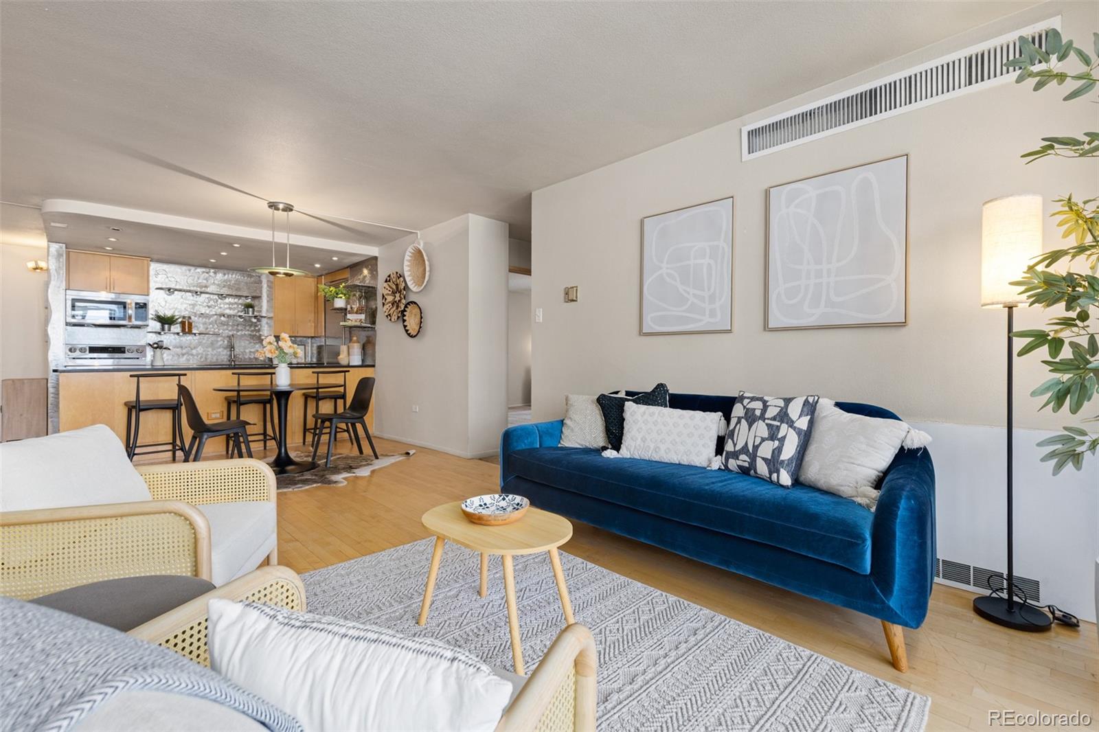 MLS Image #14 for 1020  15th street 9e,denver, Colorado