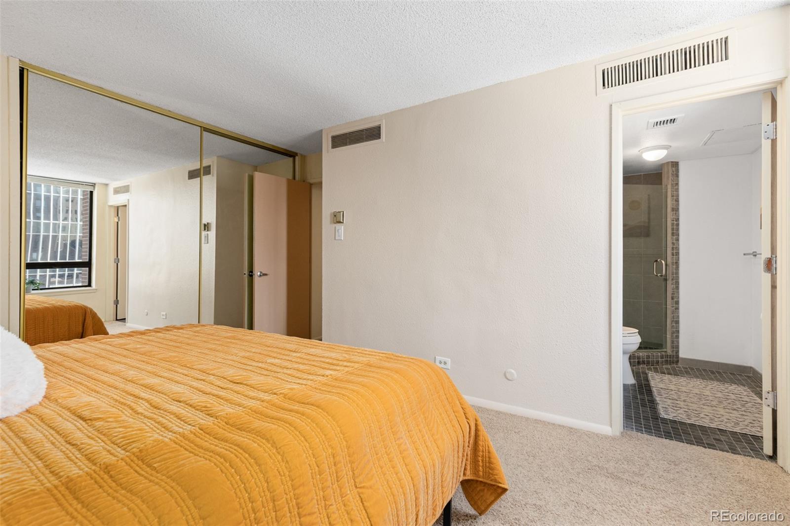 MLS Image #17 for 1020  15th street 9e,denver, Colorado