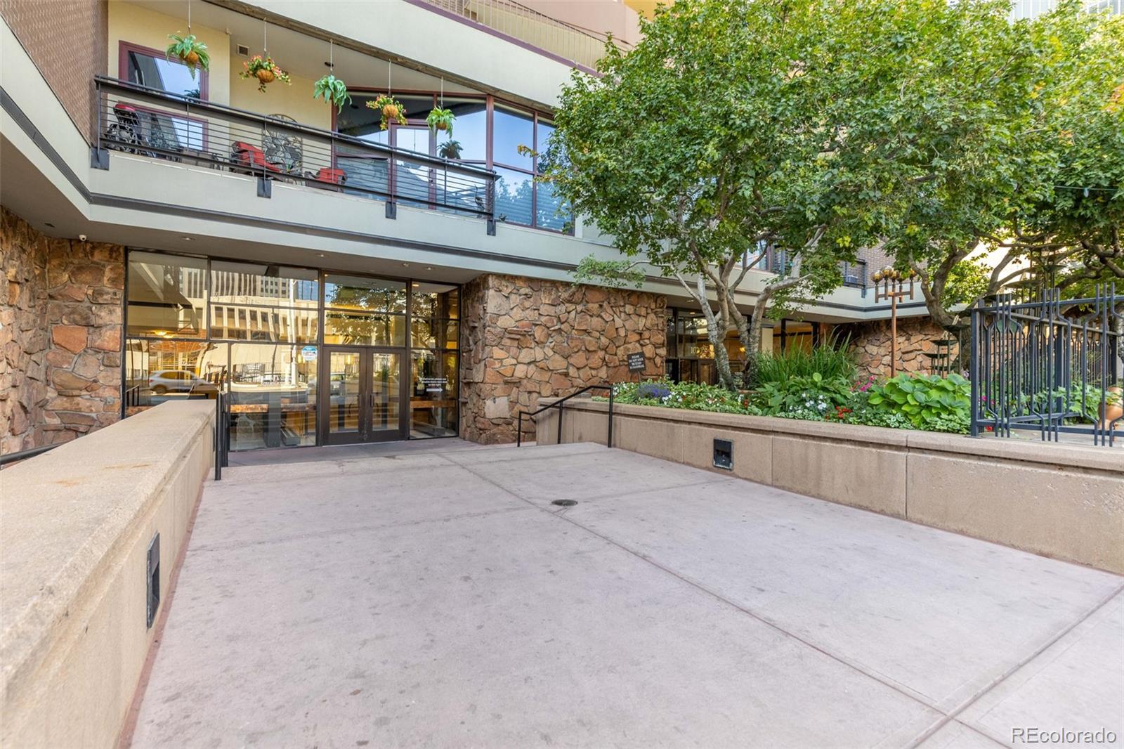 MLS Image #38 for 1020  15th street 9e,denver, Colorado