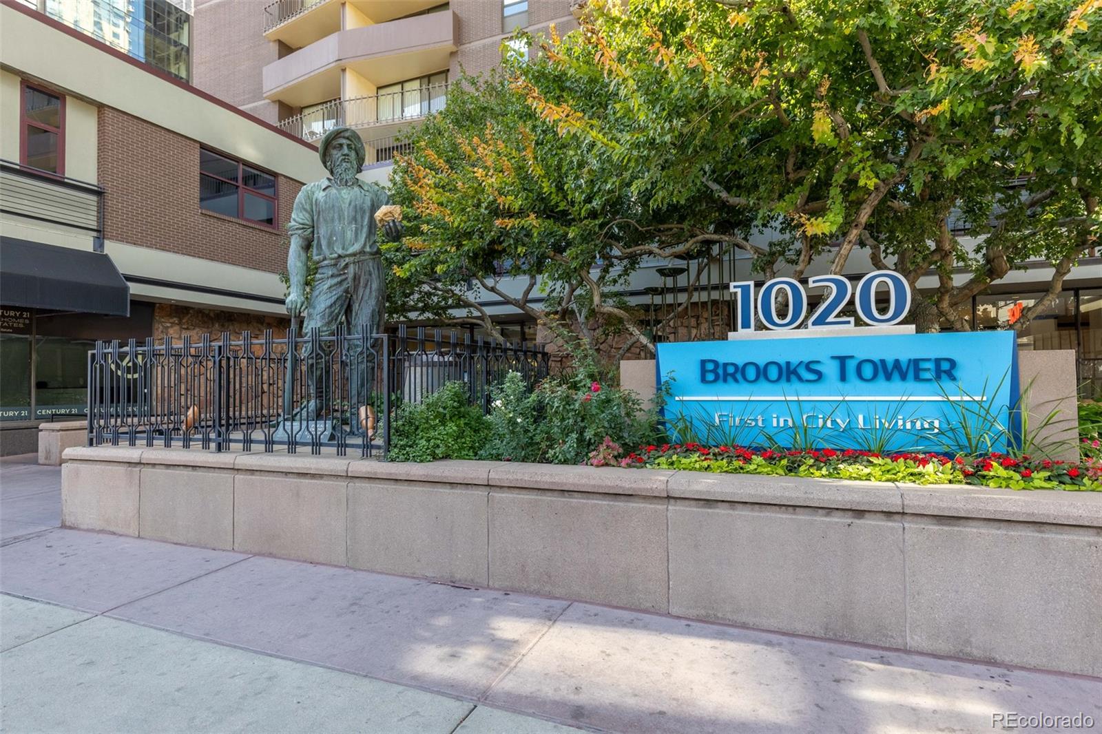MLS Image #46 for 1020  15th street 9e,denver, Colorado