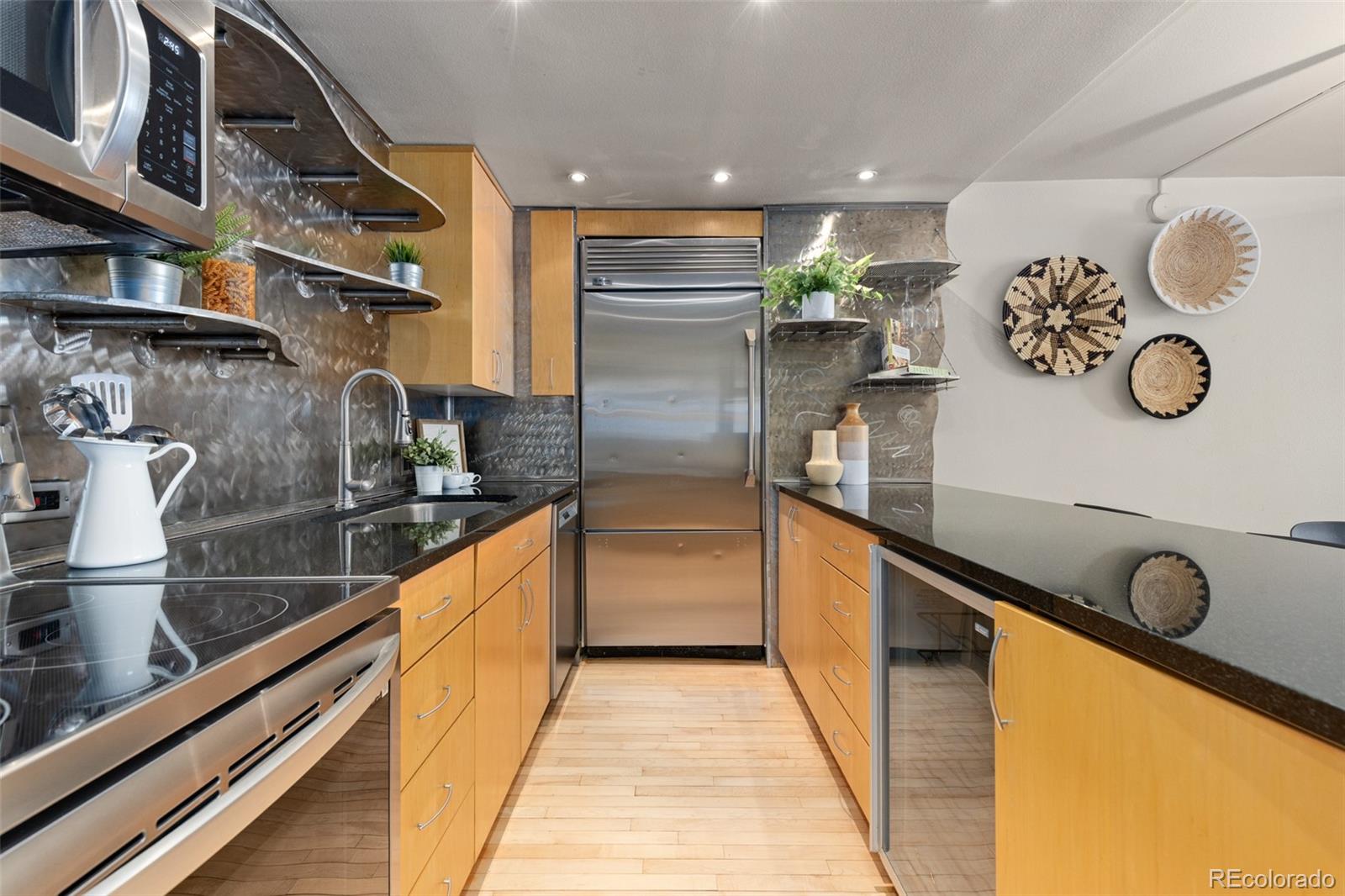 MLS Image #6 for 1020  15th street 9e,denver, Colorado