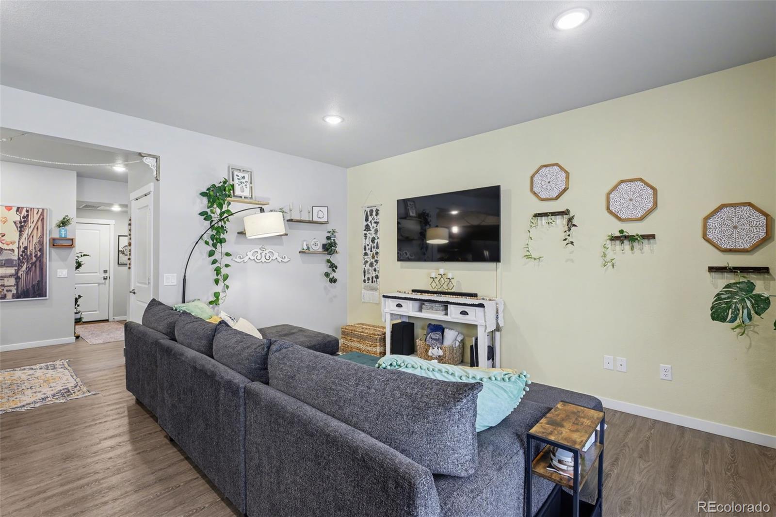 MLS Image #4 for 5356  necker heights ,colorado springs, Colorado