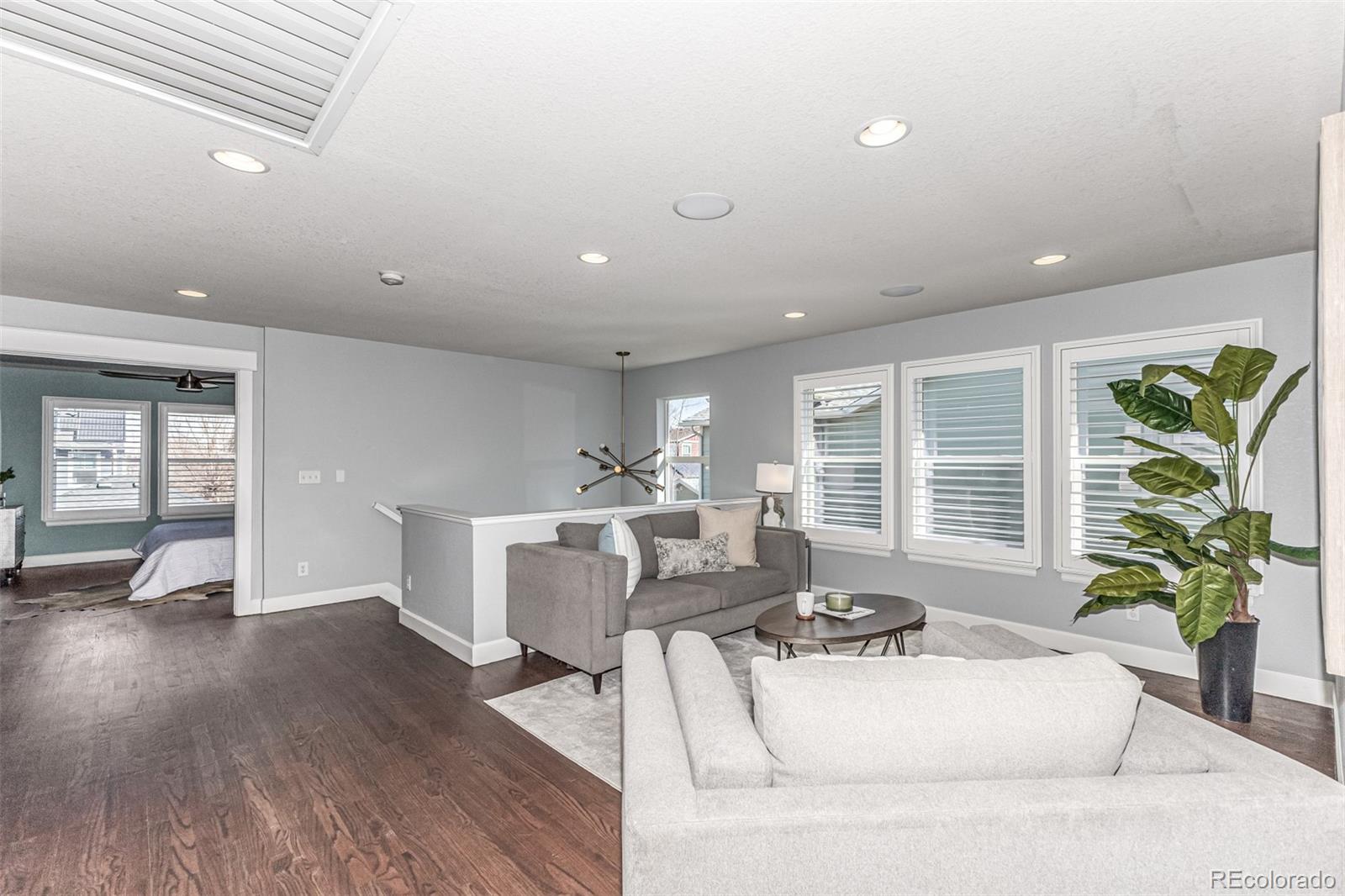MLS Image #22 for 2860  emporia court,denver, Colorado