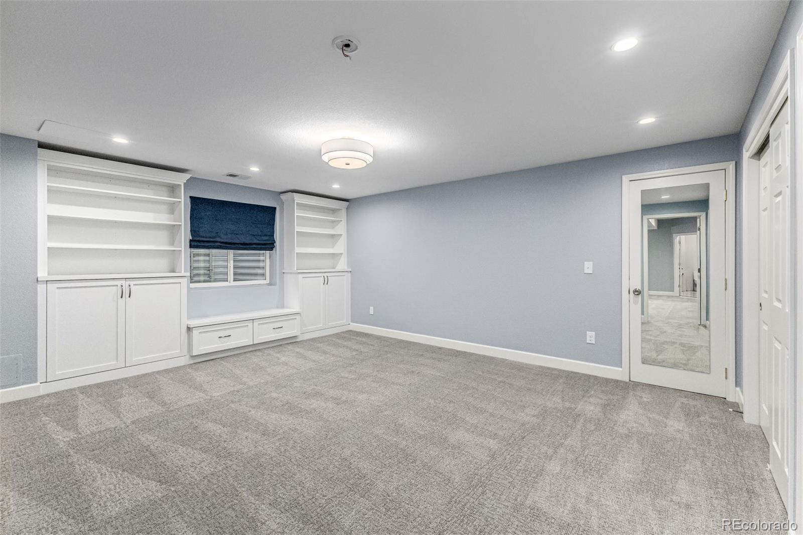 MLS Image #39 for 2860  emporia court,denver, Colorado