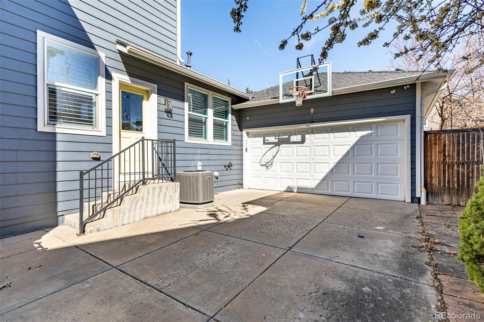 MLS Image #43 for 2860  emporia court,denver, Colorado