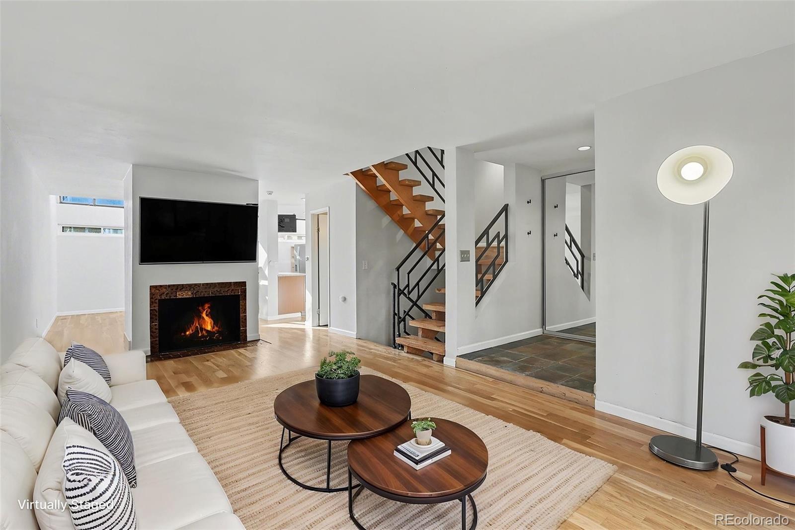 MLS Image #2 for 935 n pennsylvania street 10,denver, Colorado