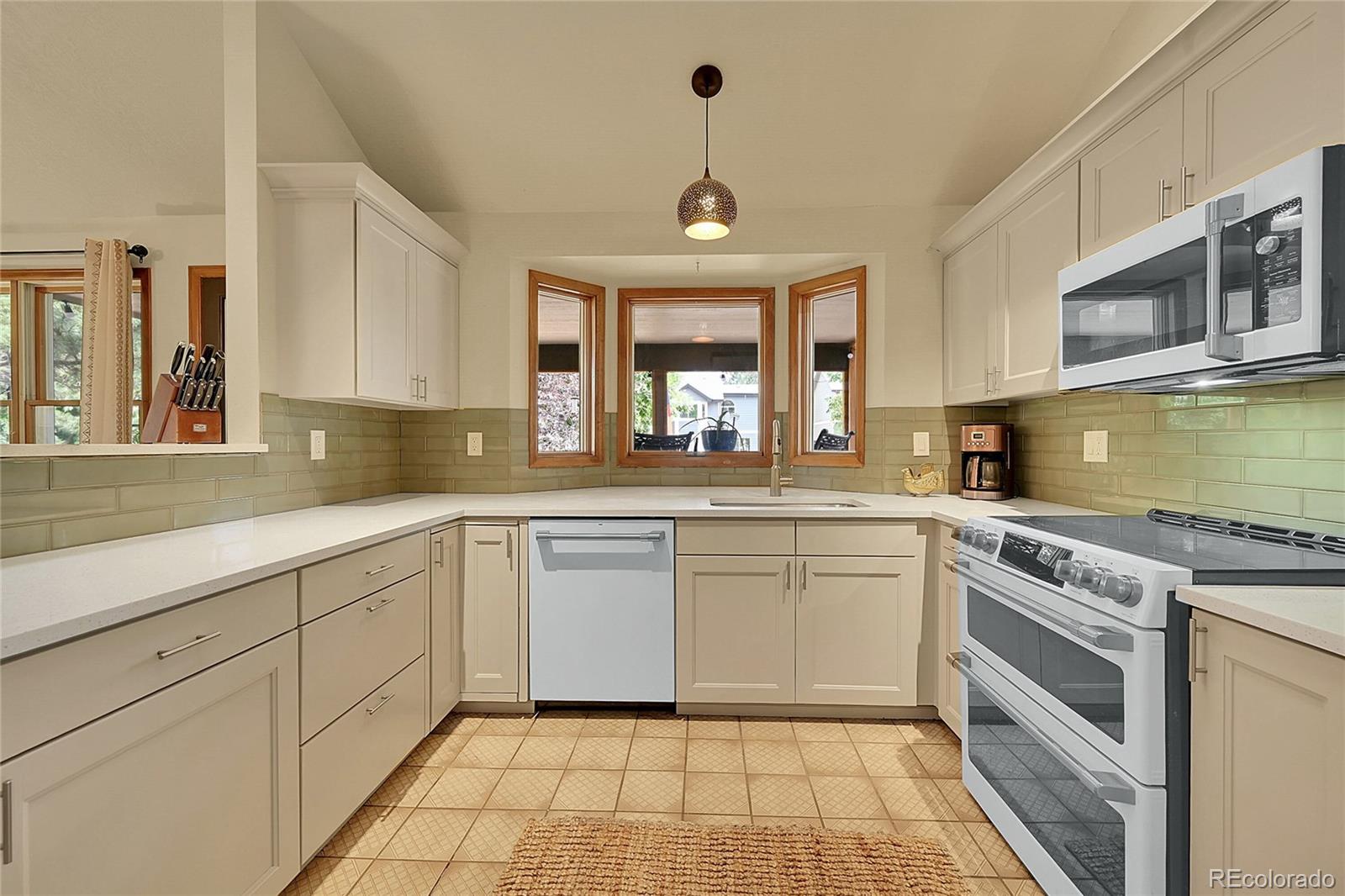 MLS Image #10 for 11434 w roxbury drive,littleton, Colorado