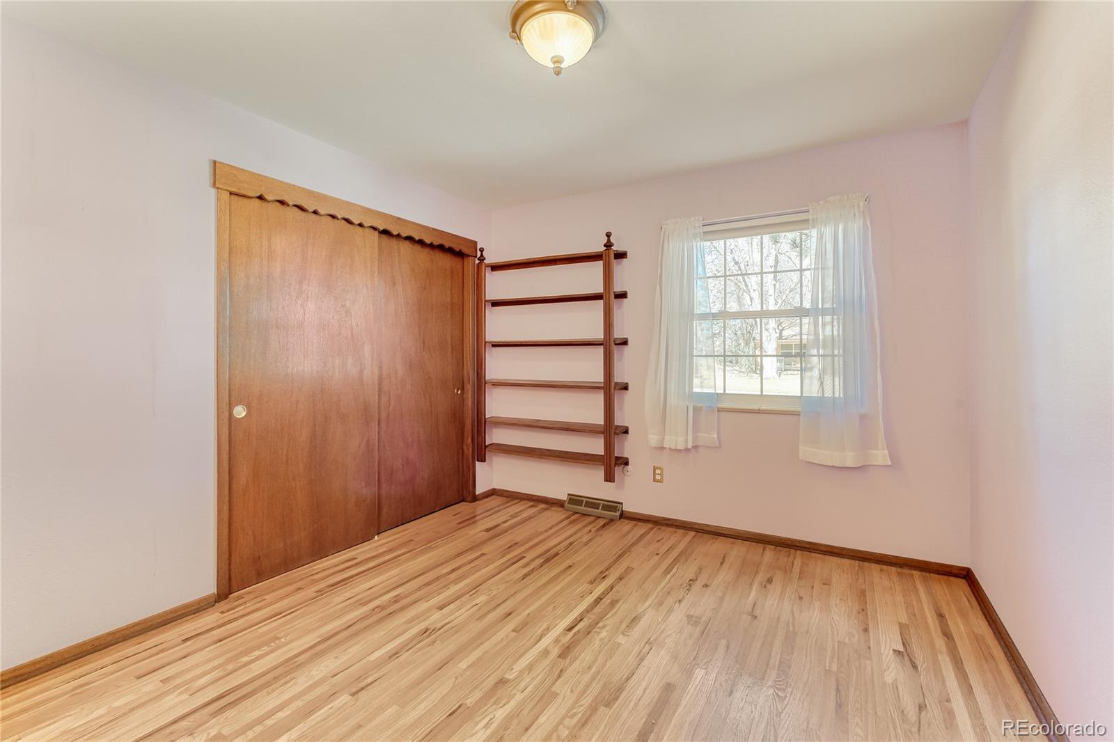 MLS Image #16 for 5890 w plymouth drive,littleton, Colorado
