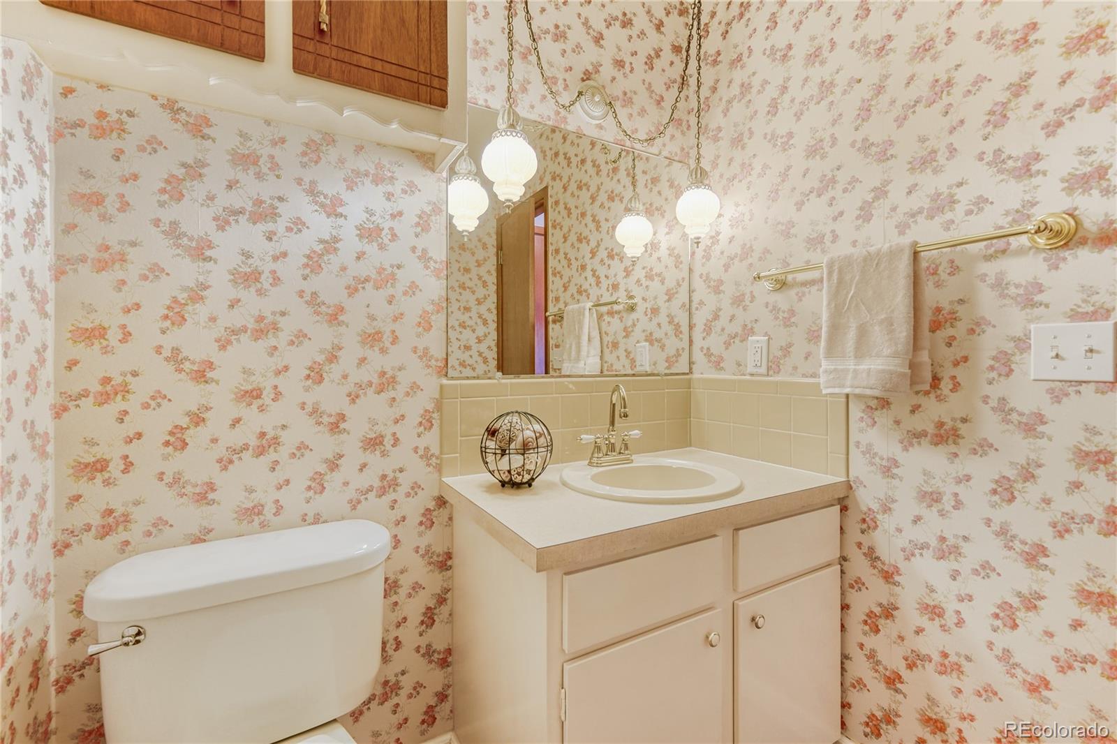 MLS Image #22 for 5890 w plymouth drive,littleton, Colorado