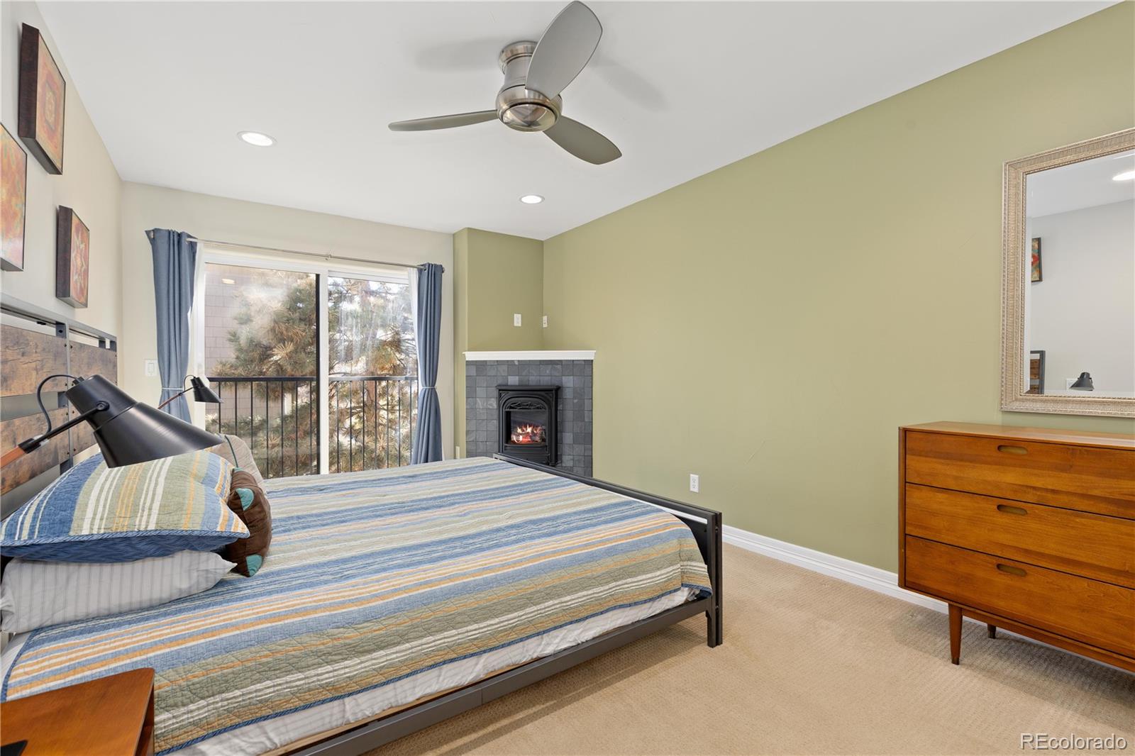 MLS Image #14 for 1651 n franklin street ,denver, Colorado