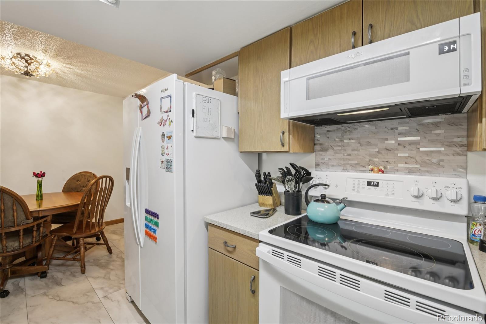 MLS Image #7 for 6388  oak court 205,arvada, Colorado