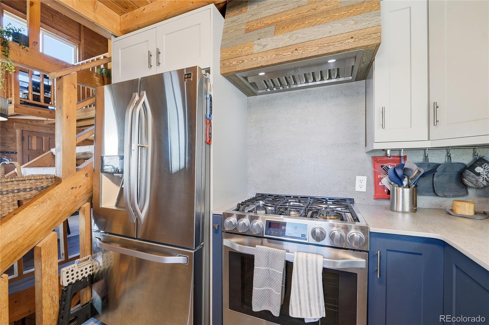 MLS Image #12 for 10050  city view drive,morrison, Colorado