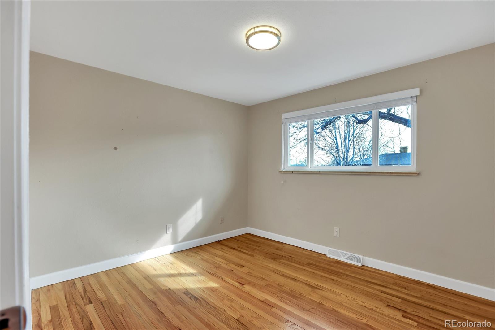 MLS Image #18 for 5429 s lakeview way,littleton, Colorado