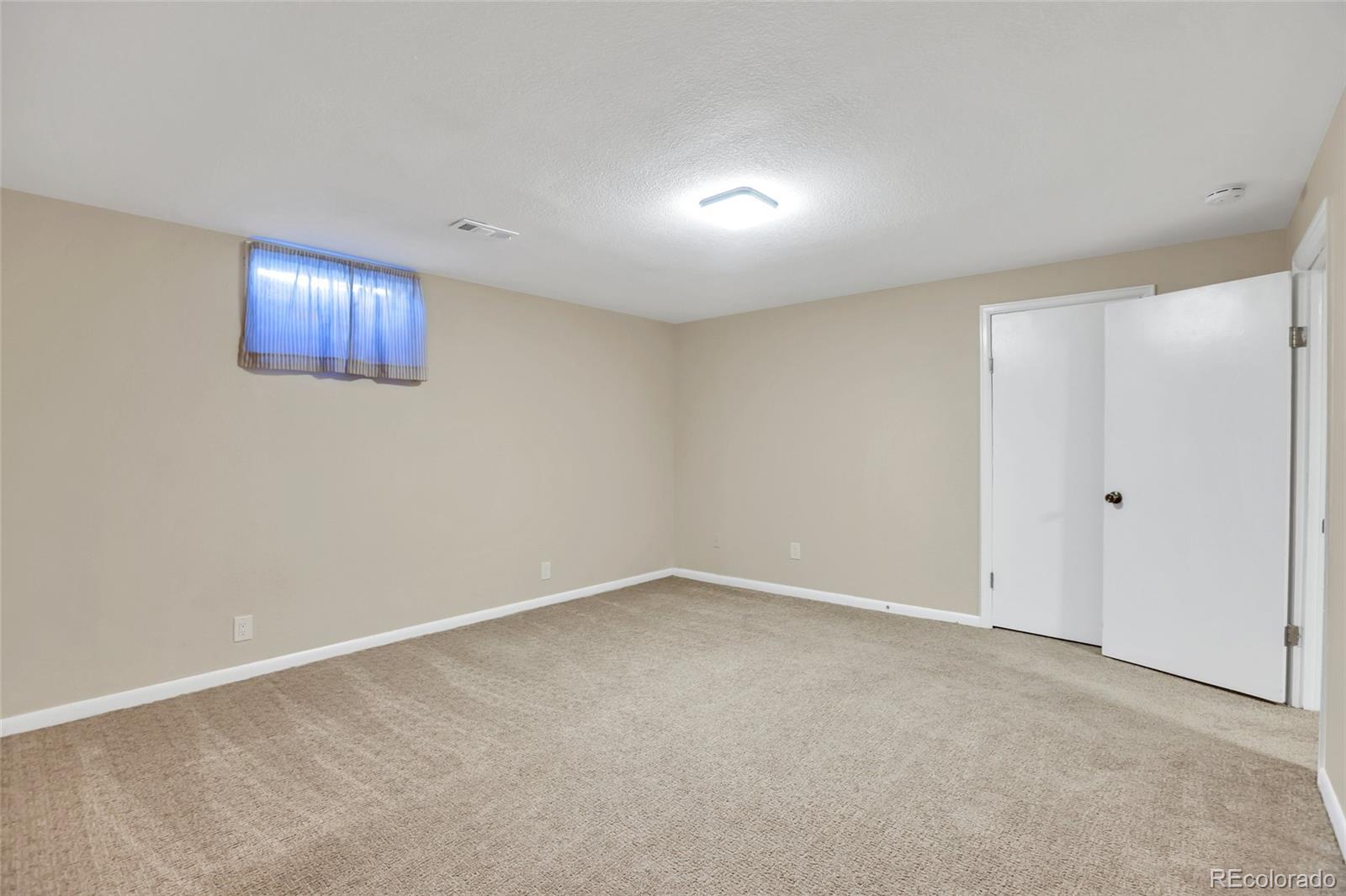 MLS Image #31 for 5429 s lakeview way,littleton, Colorado