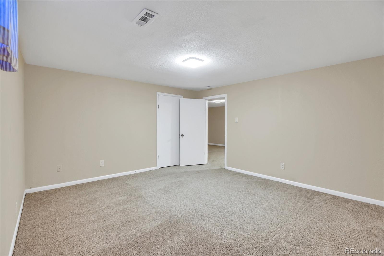 MLS Image #33 for 5429 s lakeview way,littleton, Colorado