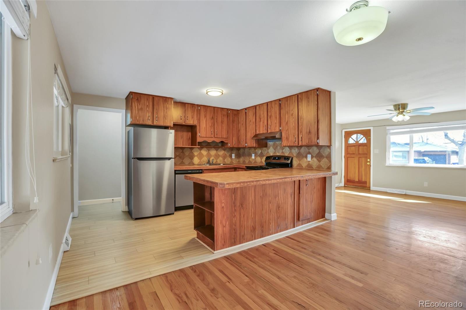 MLS Image #9 for 5429 s lakeview way,littleton, Colorado
