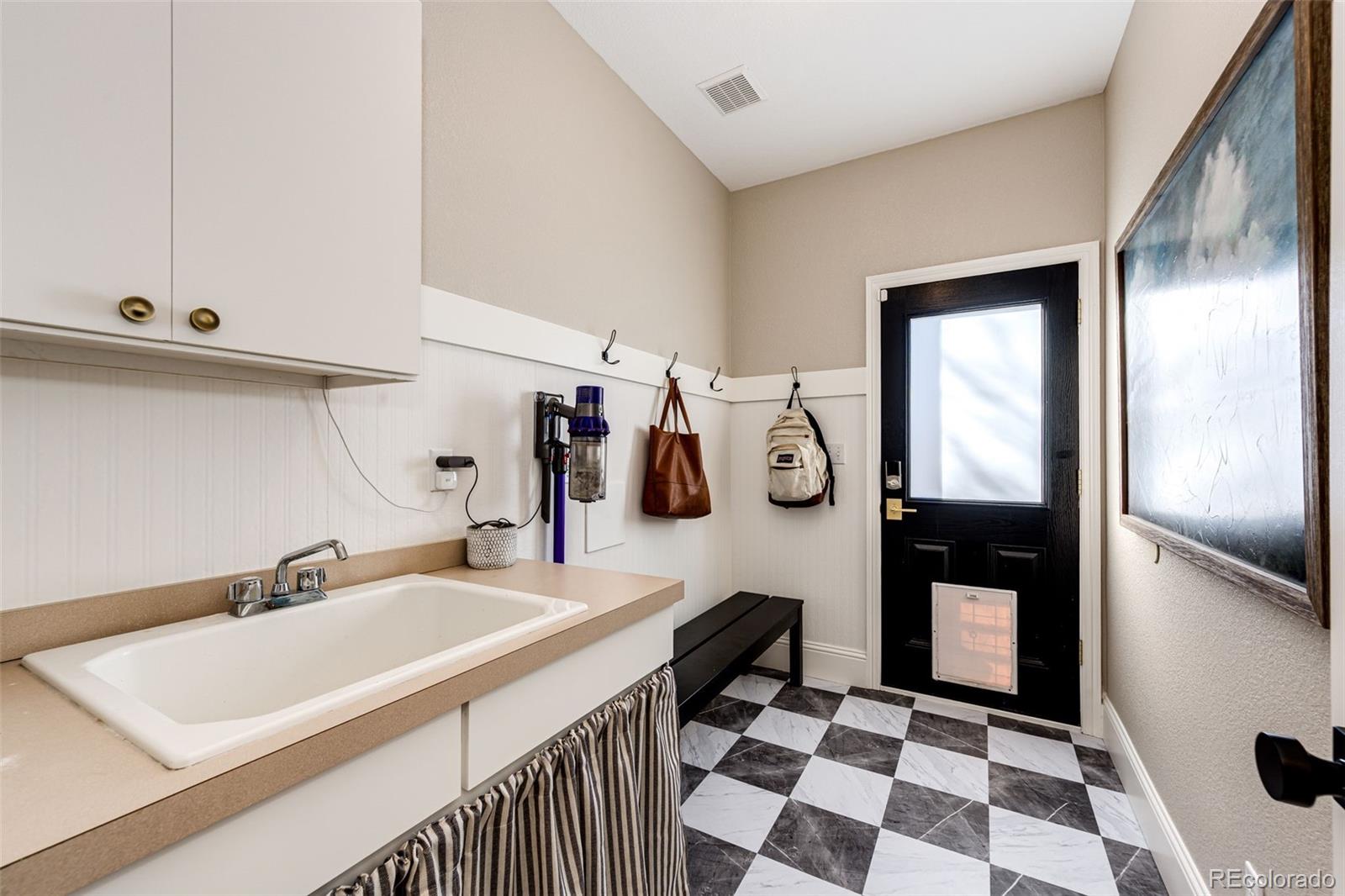 MLS Image #12 for 6163 s ouray way,aurora, Colorado