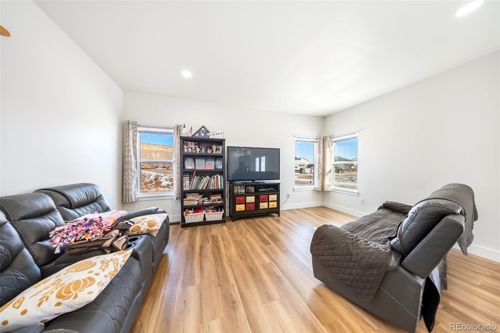 MLS Image #4 for 925  jackson avenue,kremmling, Colorado