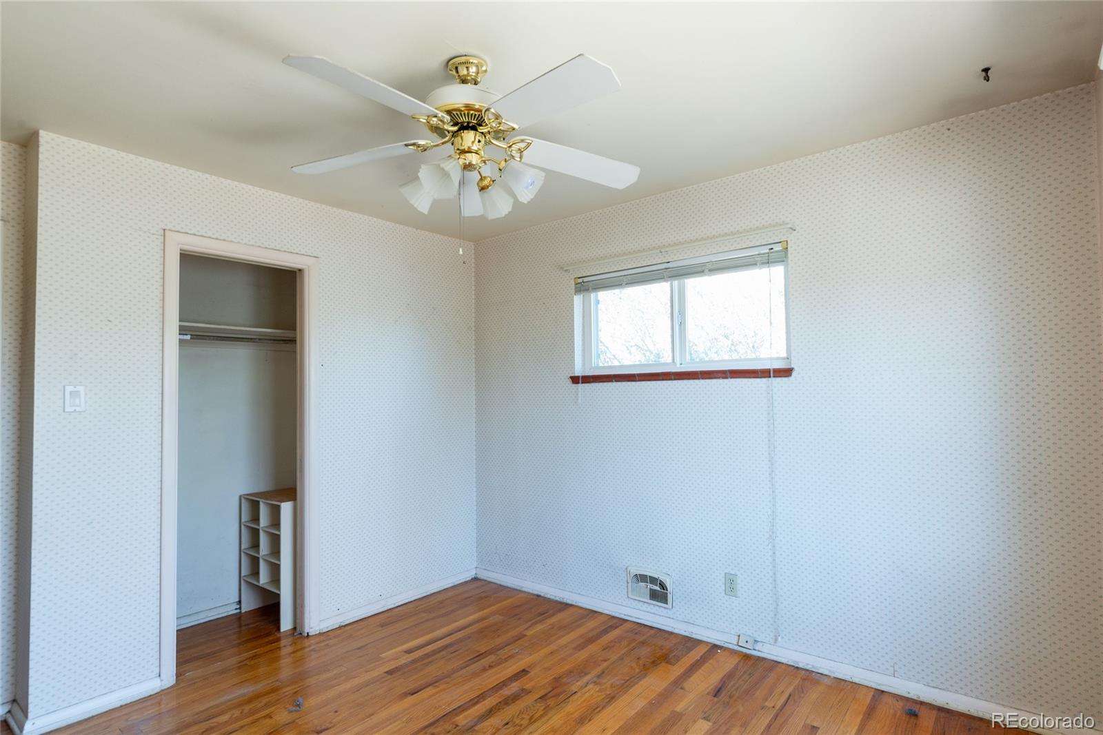 MLS Image #10 for 1345 s utica street,denver, Colorado