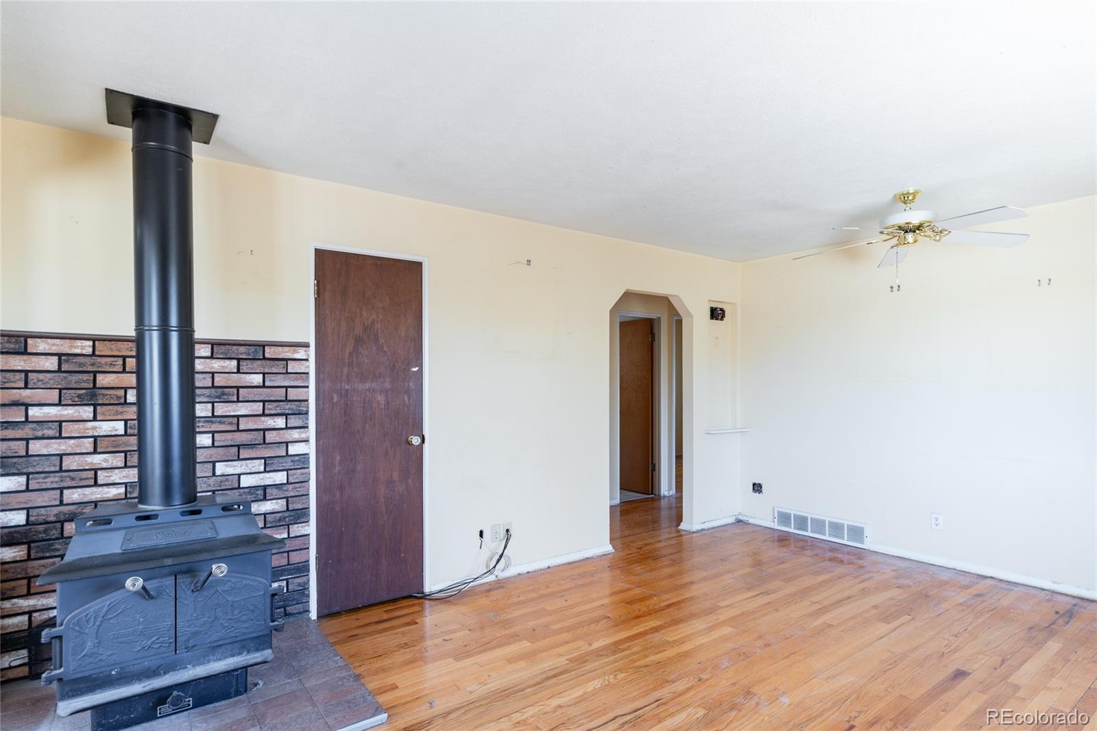 MLS Image #3 for 1345 s utica street,denver, Colorado