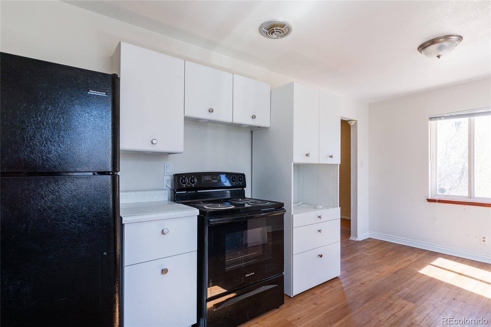 MLS Image #5 for 1345 s utica street,denver, Colorado