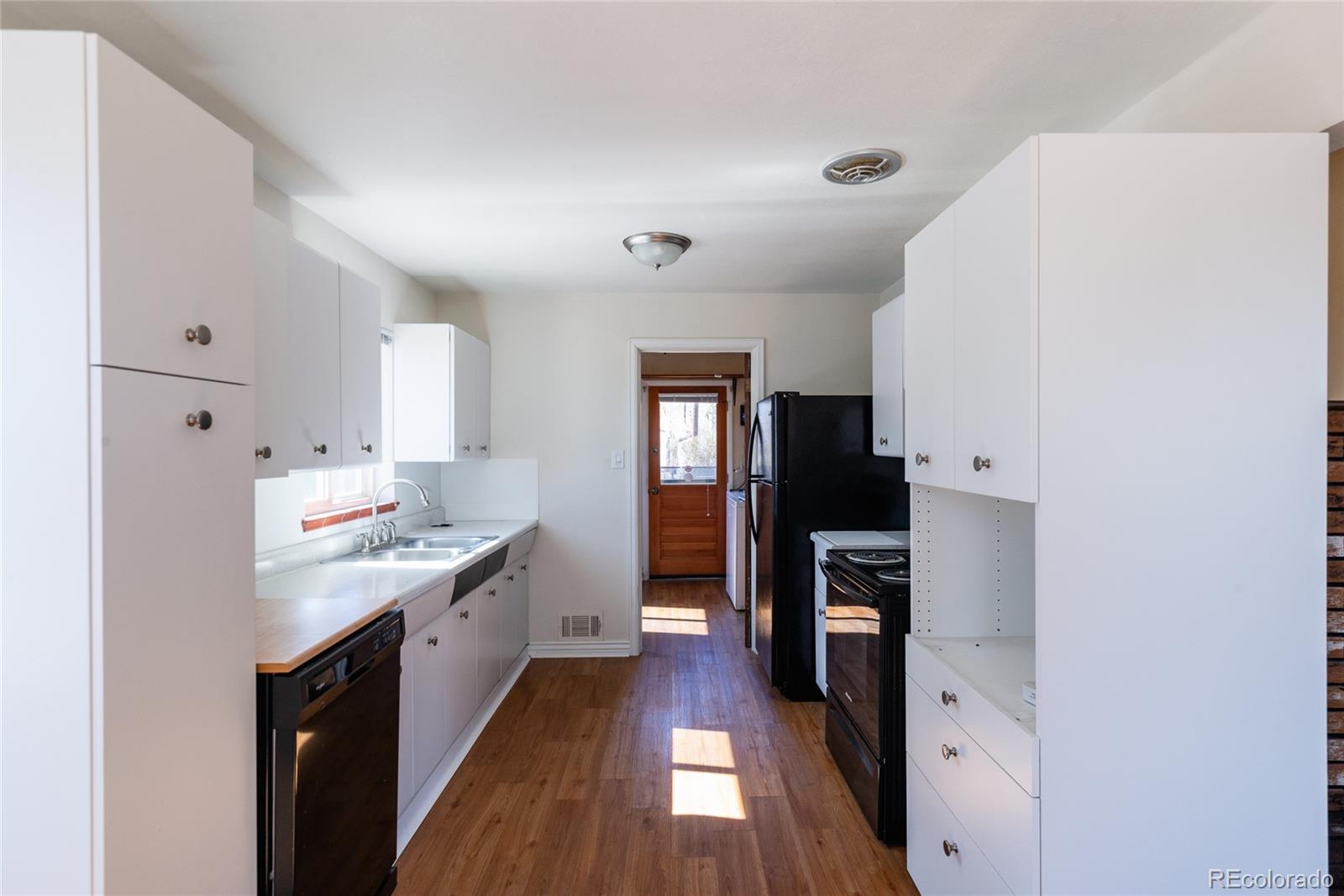 MLS Image #8 for 1345 s utica street,denver, Colorado