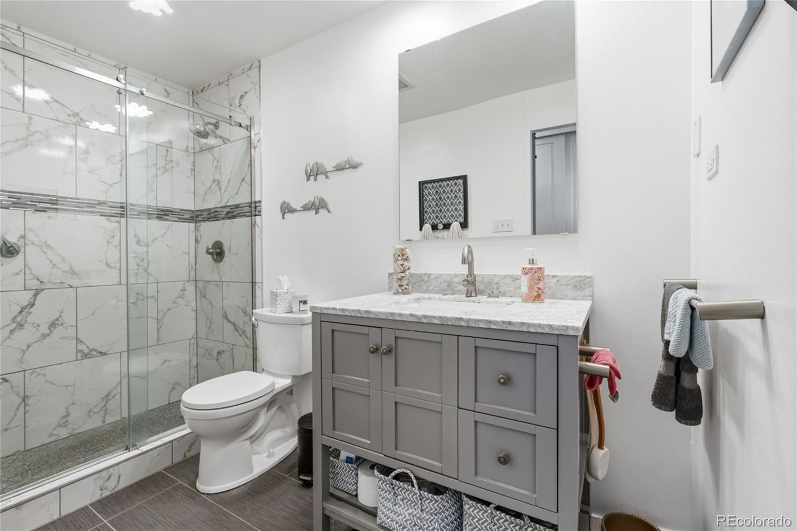 MLS Image #26 for 1200  vine street 4b,denver, Colorado