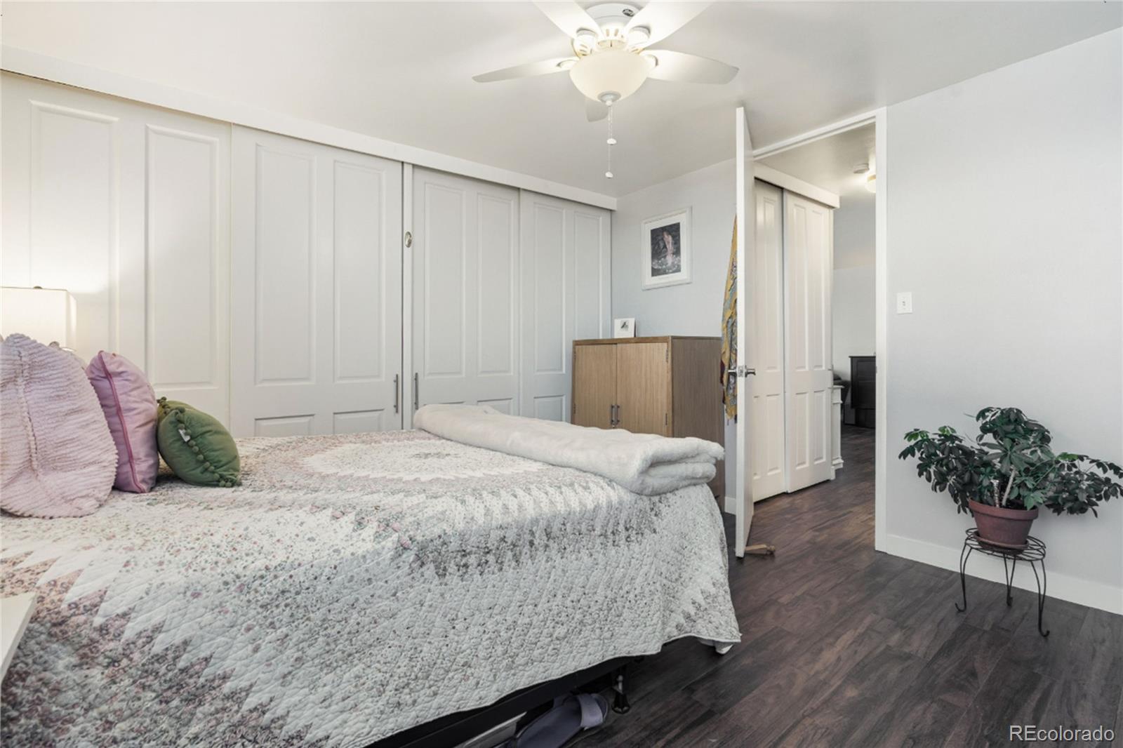 MLS Image #28 for 1200  vine street 4b,denver, Colorado