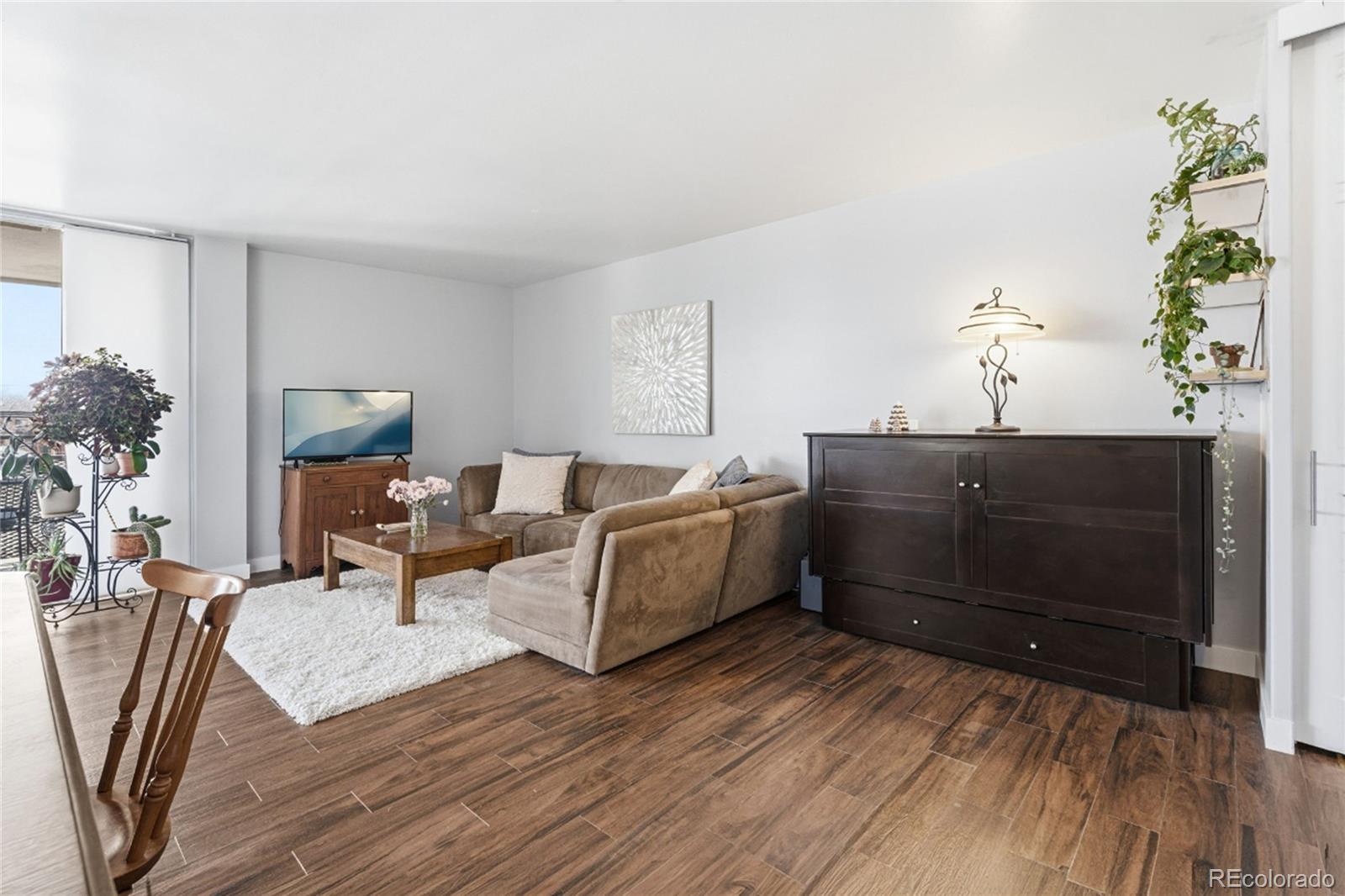 MLS Image #7 for 1200  vine street 4b,denver, Colorado