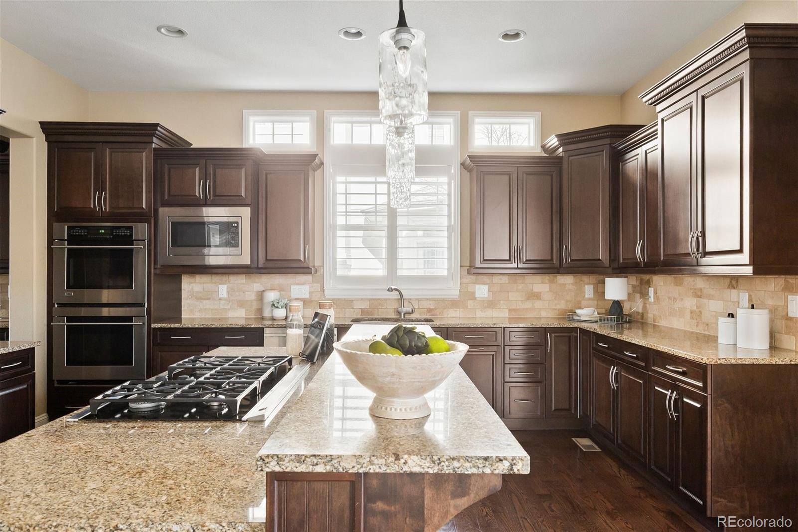 MLS Image #14 for 8104 e 25th drive,denver, Colorado