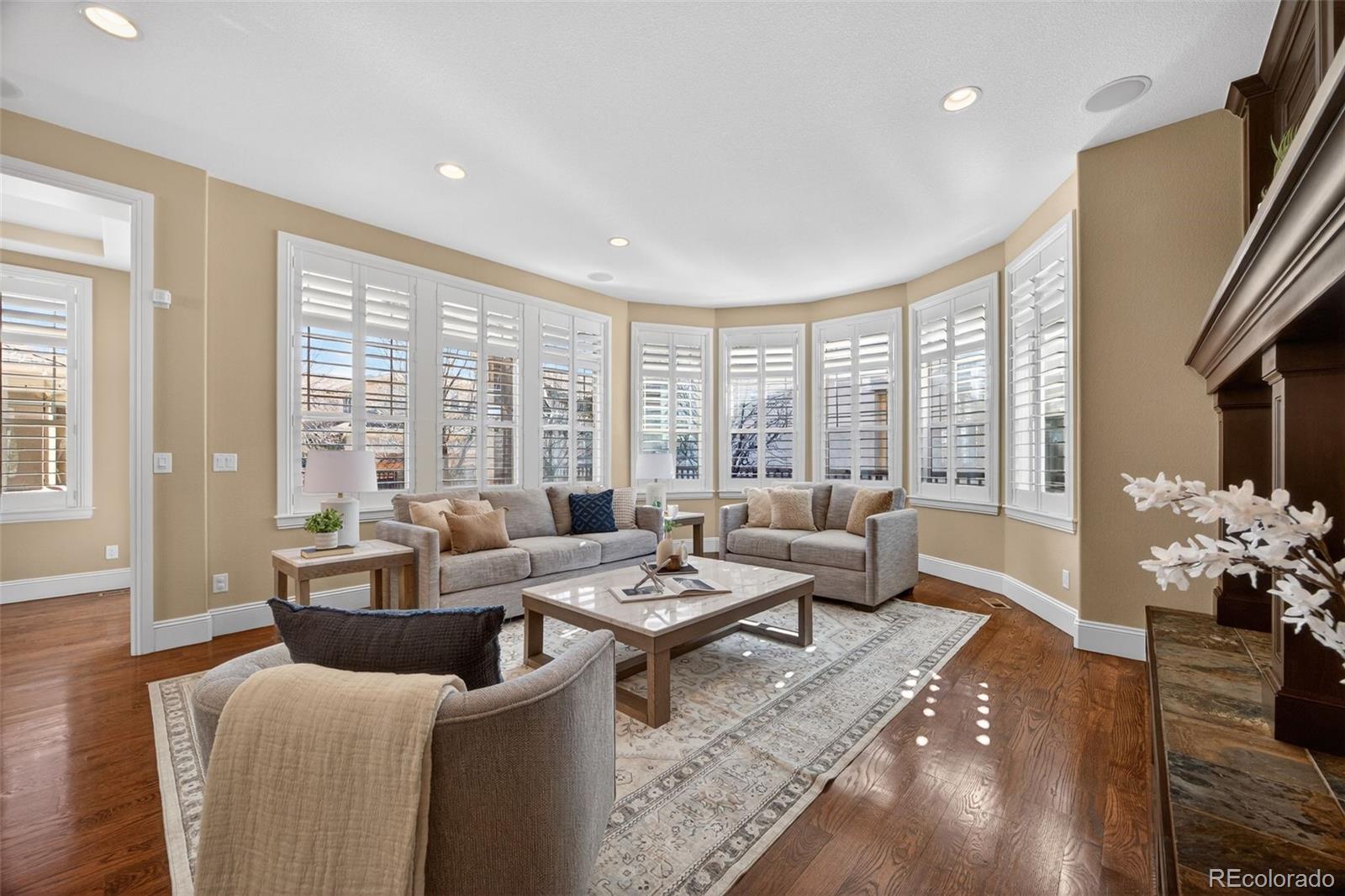 MLS Image #19 for 8104 e 25th drive,denver, Colorado