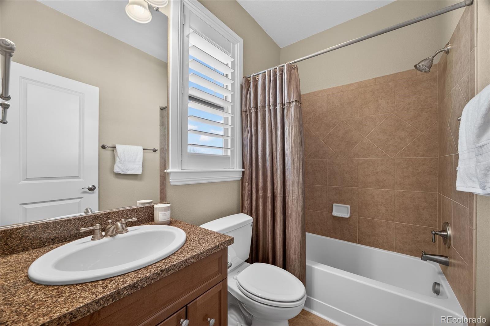 MLS Image #35 for 8104 e 25th drive,denver, Colorado