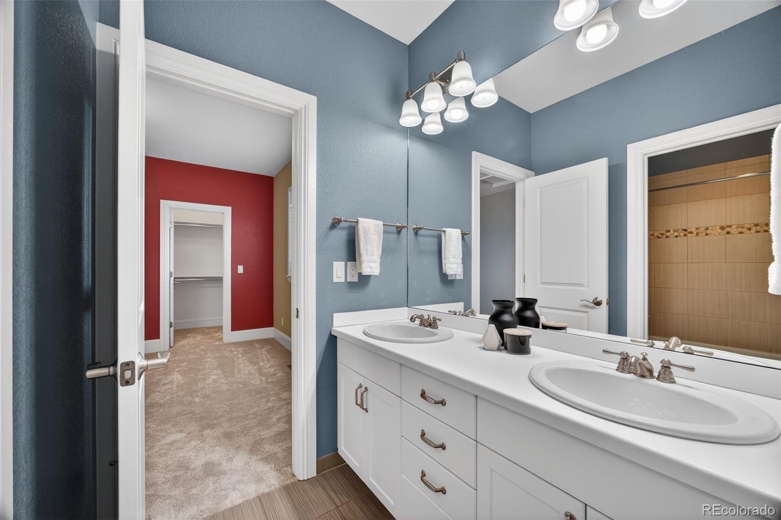 MLS Image #38 for 8104 e 25th drive,denver, Colorado