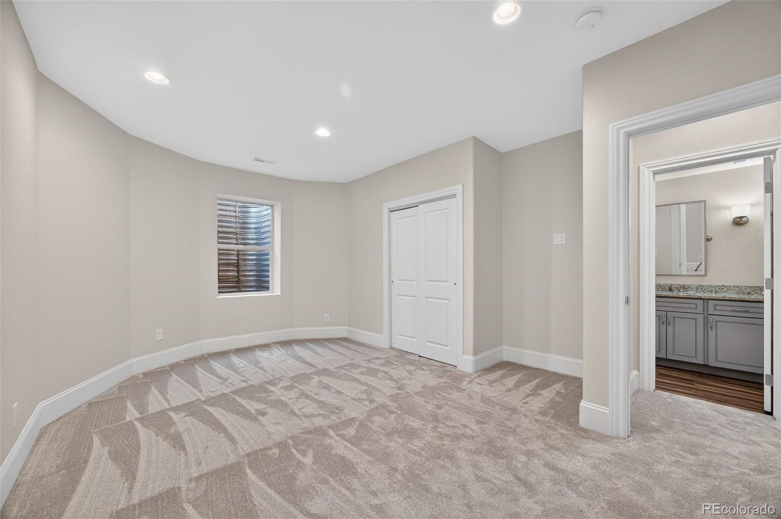 MLS Image #42 for 8104 e 25th drive,denver, Colorado