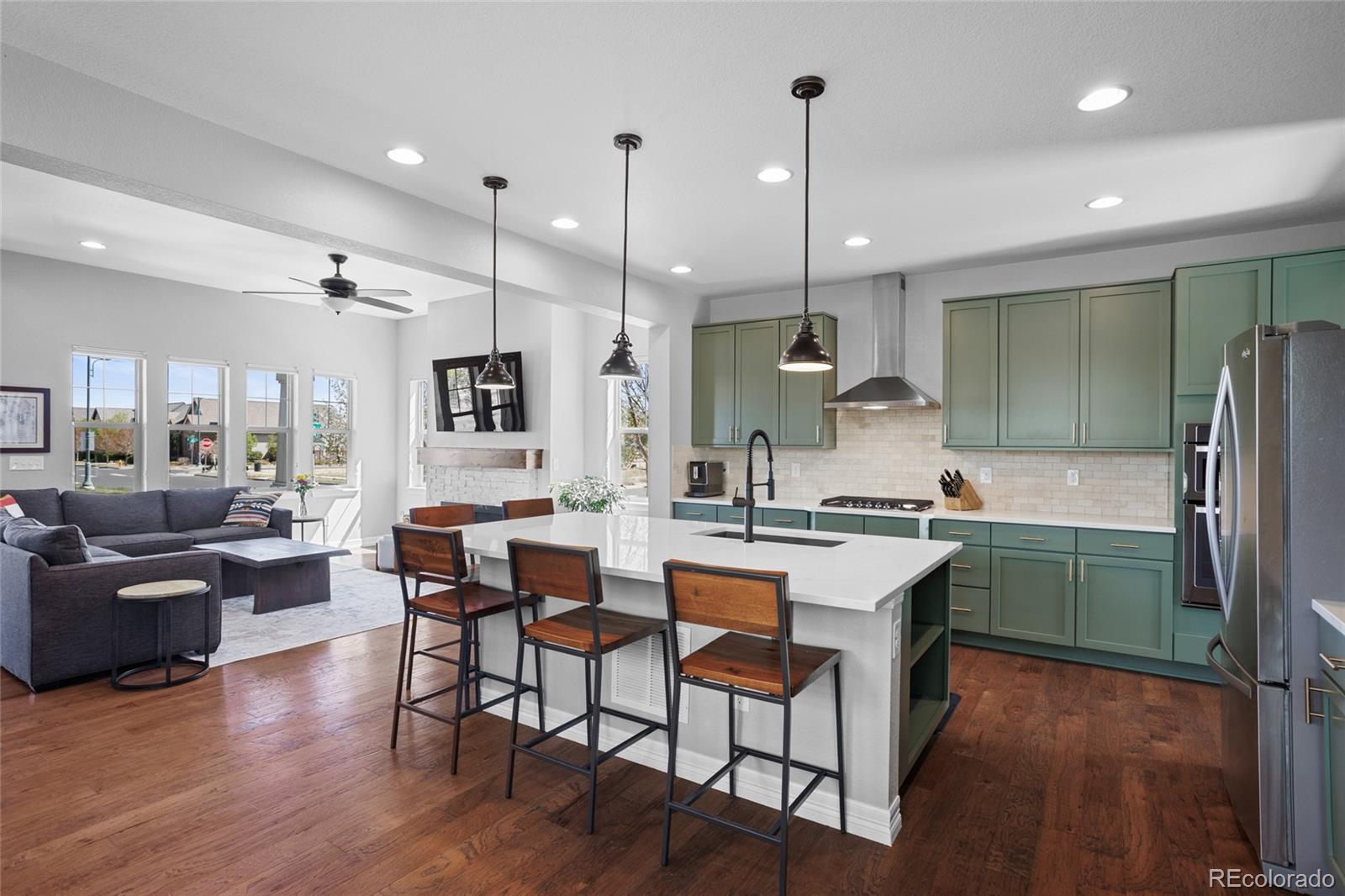 MLS Image #11 for 8598 e 50th avenue,denver, Colorado