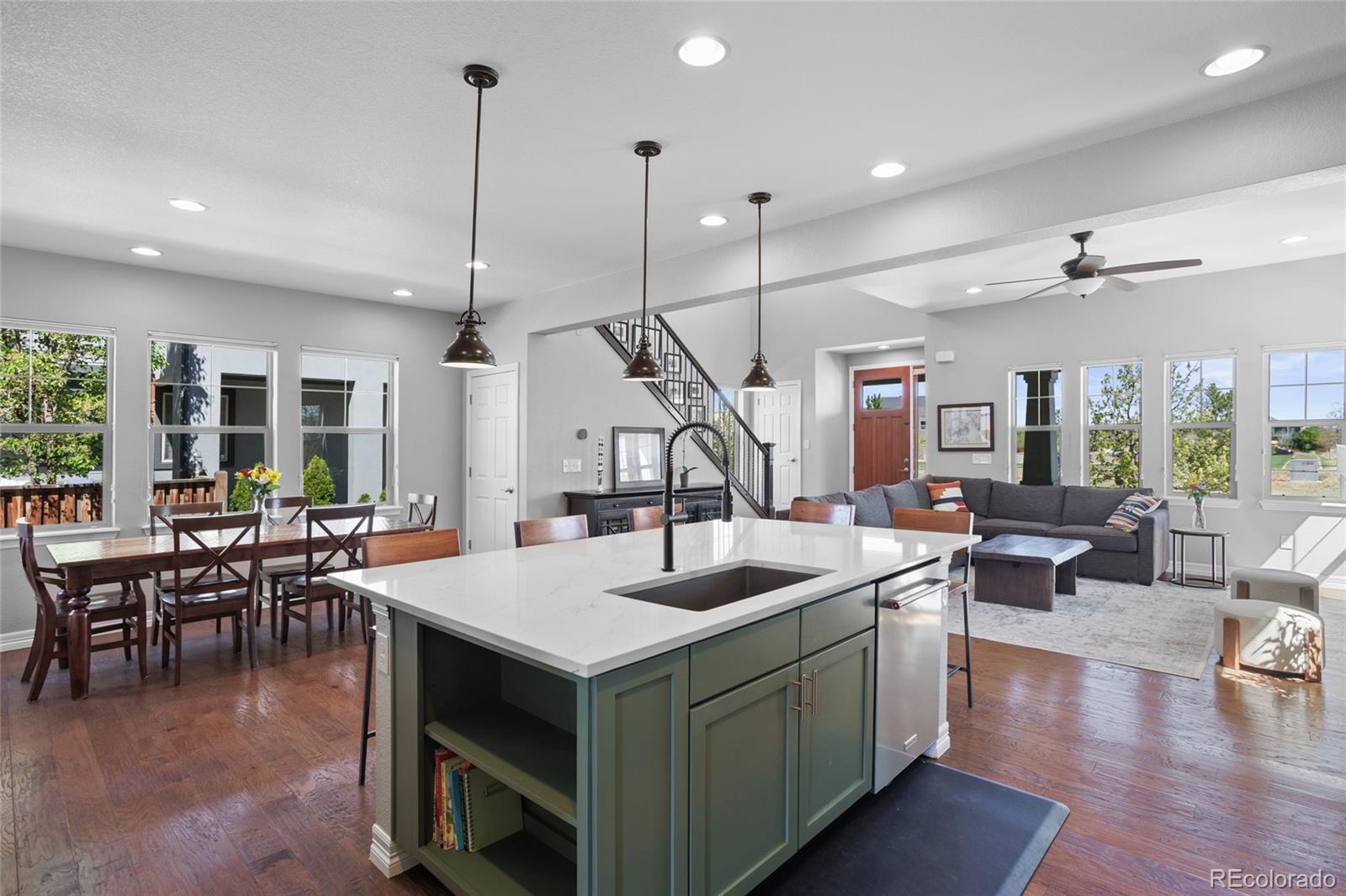 MLS Image #13 for 8598 e 50th avenue,denver, Colorado