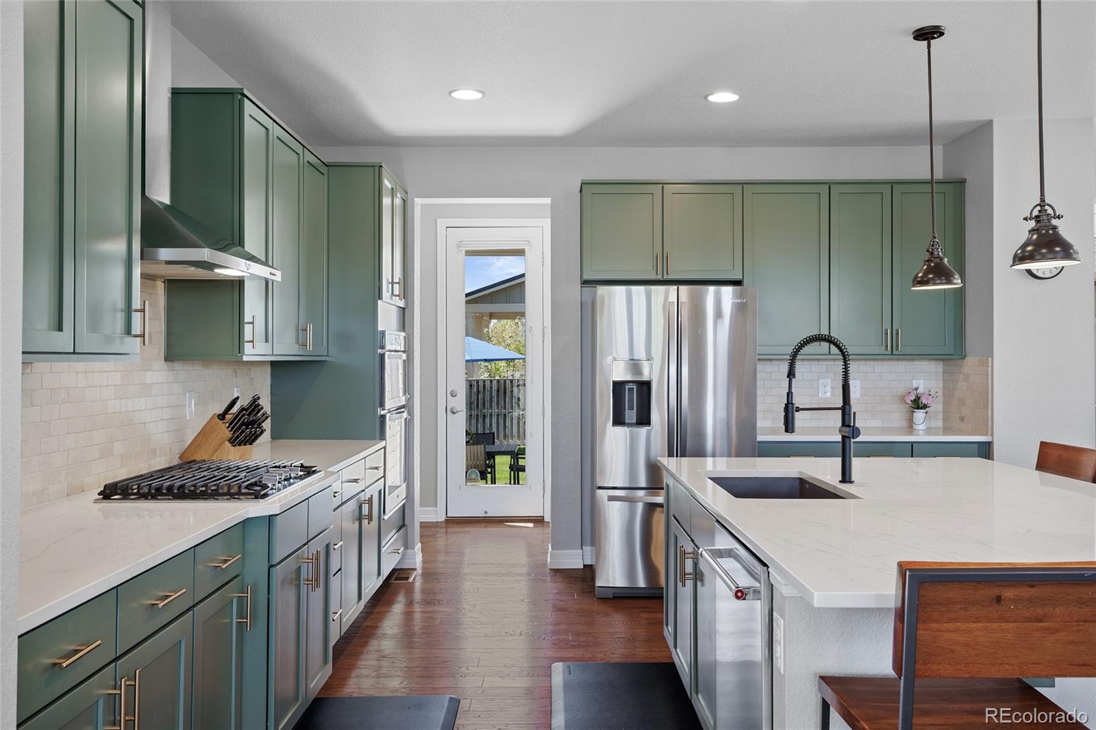 MLS Image #14 for 8598 e 50th avenue,denver, Colorado