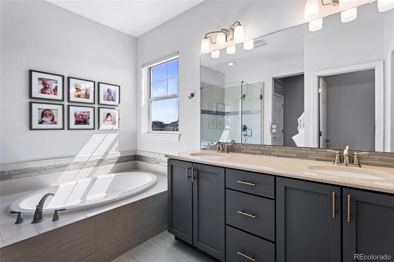 MLS Image #21 for 8598 e 50th avenue,denver, Colorado
