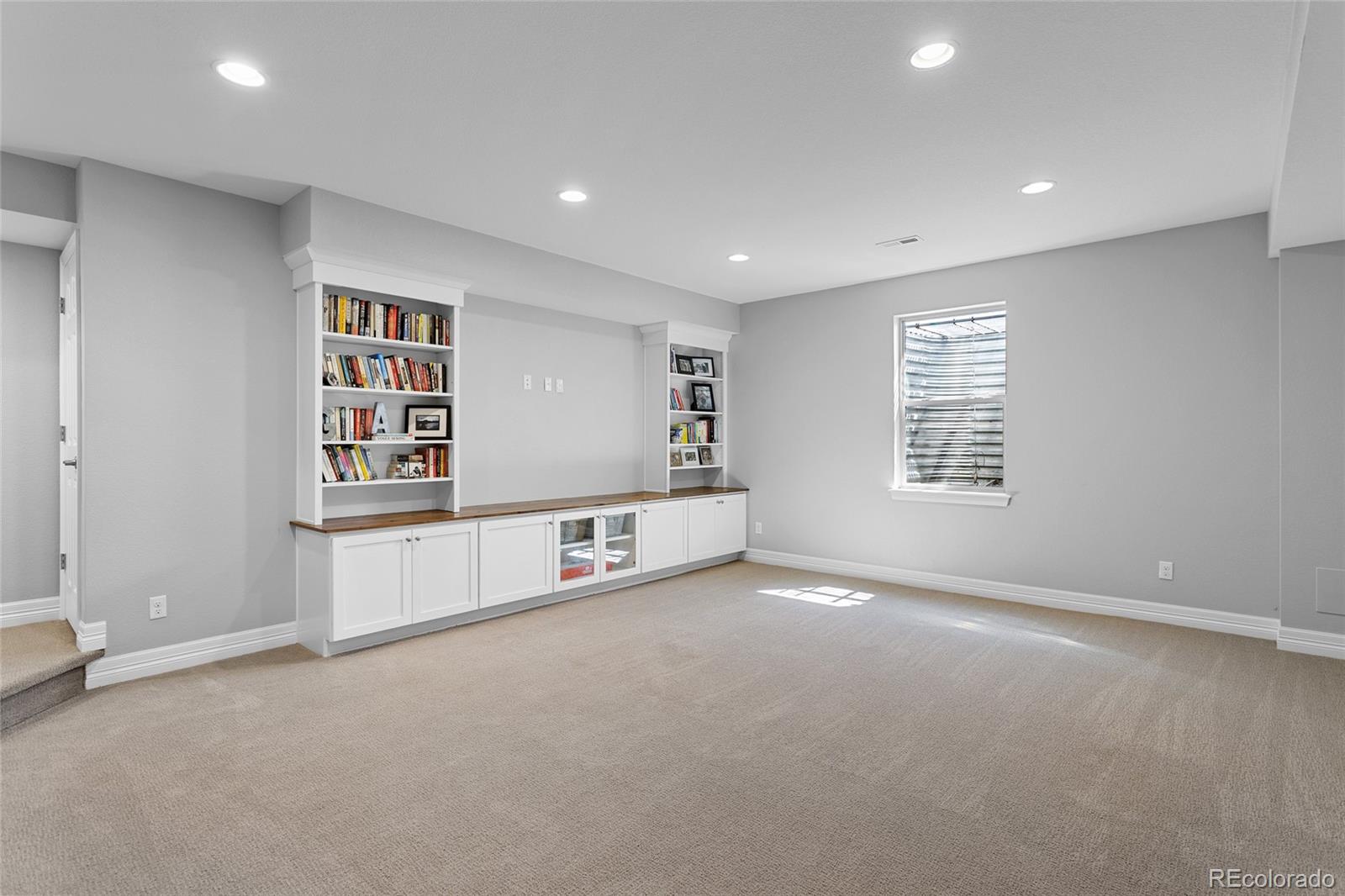MLS Image #27 for 8598 e 50th avenue,denver, Colorado