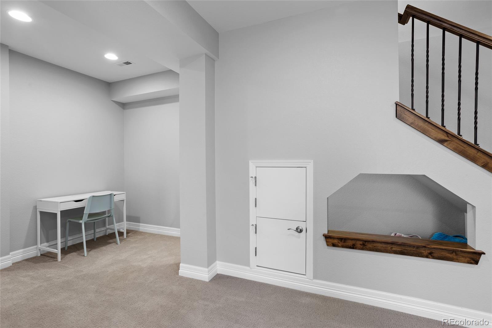 MLS Image #29 for 8598 e 50th avenue,denver, Colorado