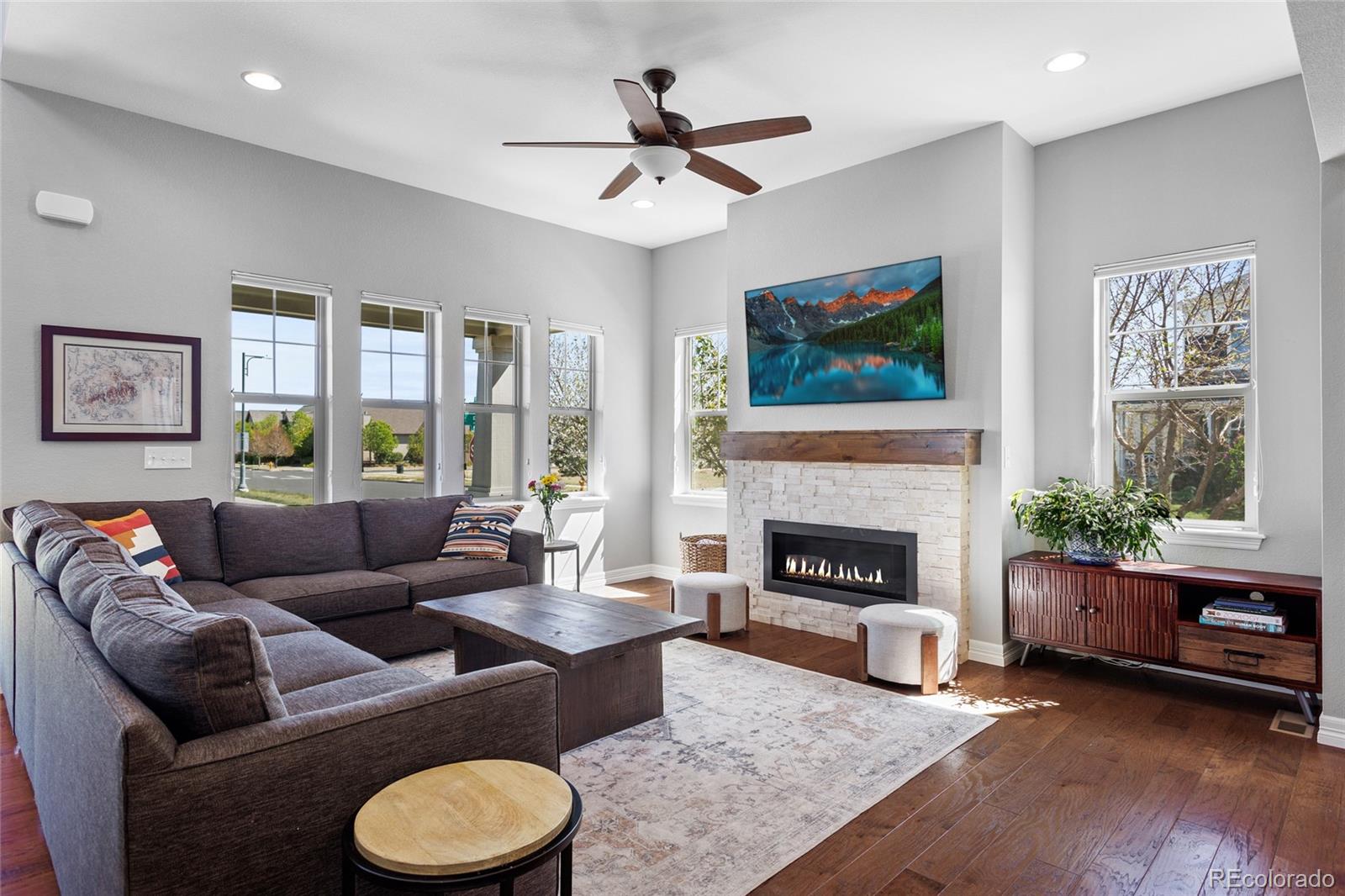 MLS Image #5 for 8598 e 50th avenue,denver, Colorado