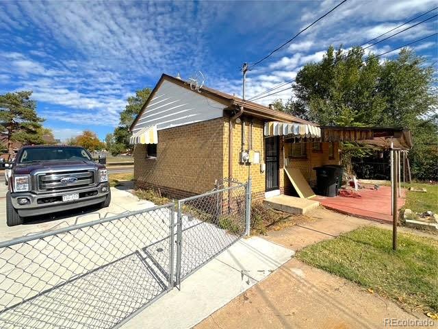 MLS Image #21 for 3340 e martin luther king jr boulevard,denver, Colorado