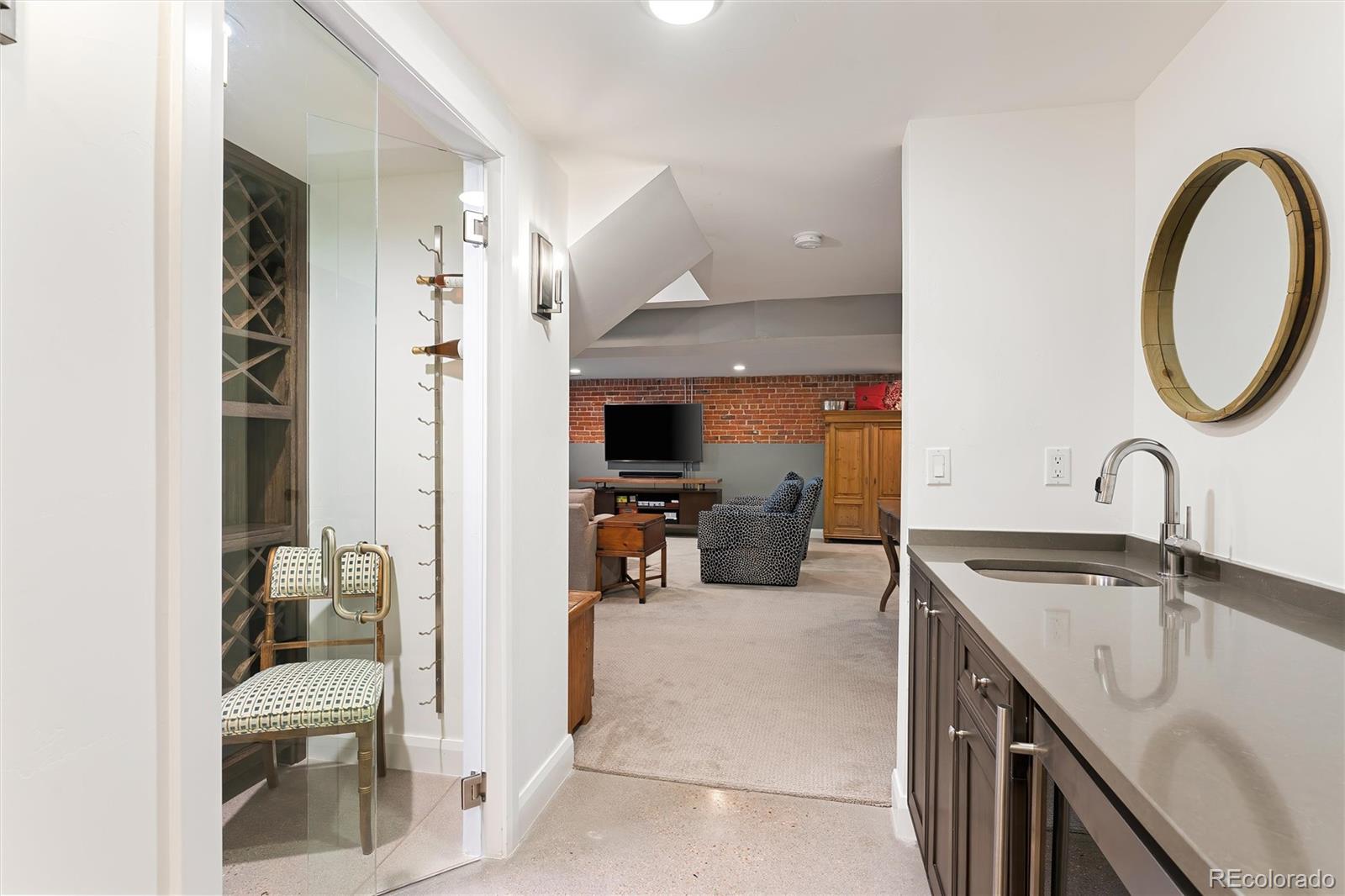 MLS Image #39 for 601 s race street,denver, Colorado
