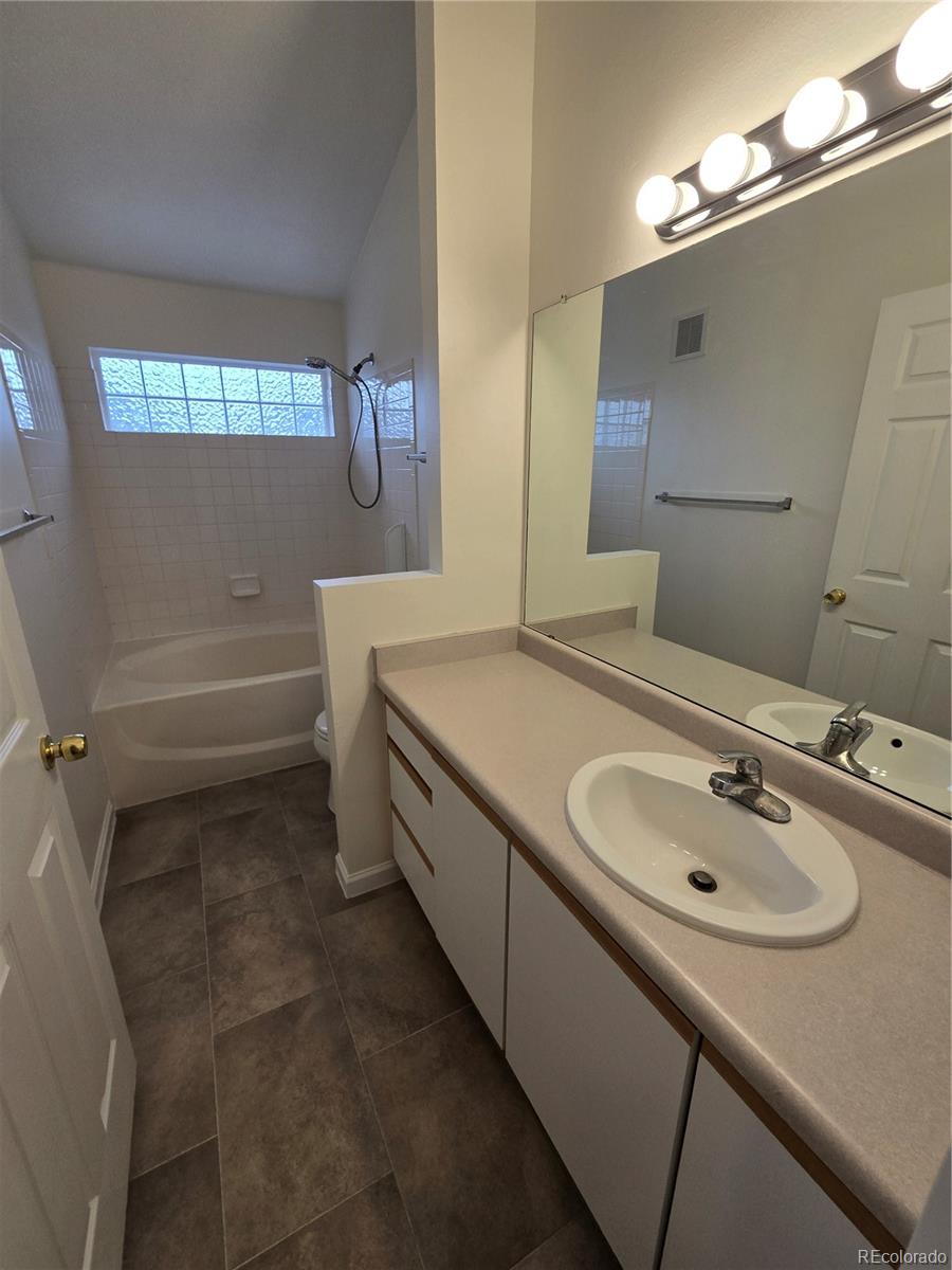 MLS Image #13 for 3233 s zeno court e,aurora, Colorado