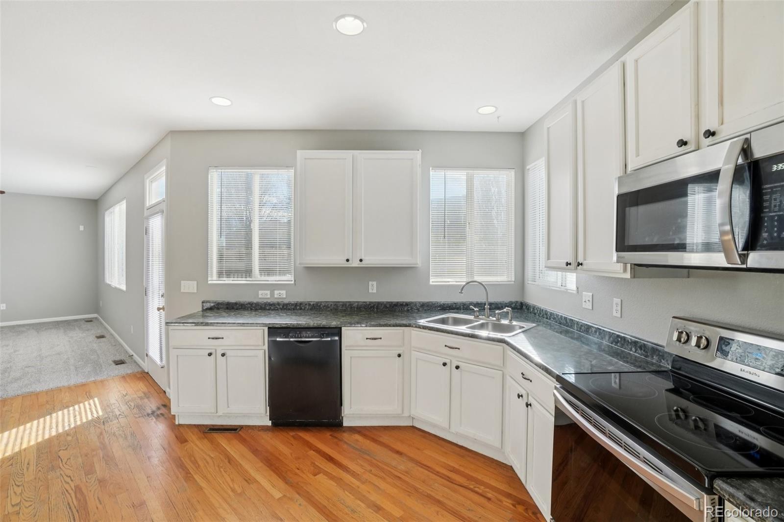 MLS Image #10 for 11205  coal ridge street,firestone, Colorado