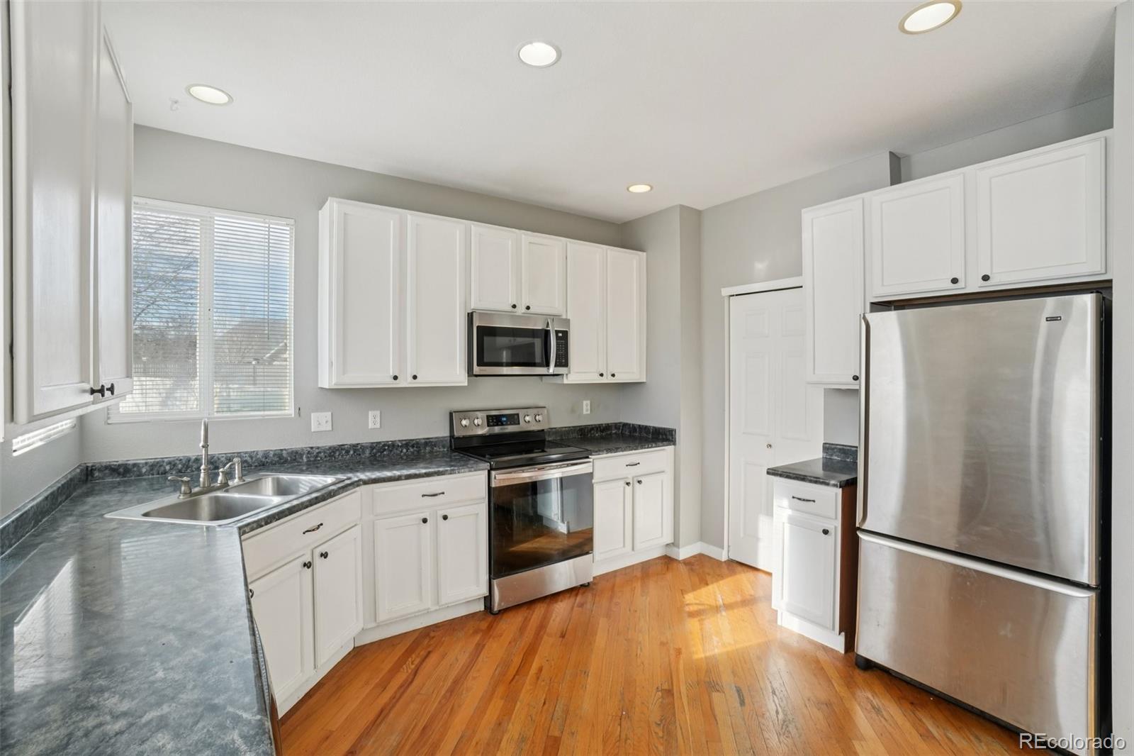 MLS Image #11 for 11205  coal ridge street,firestone, Colorado
