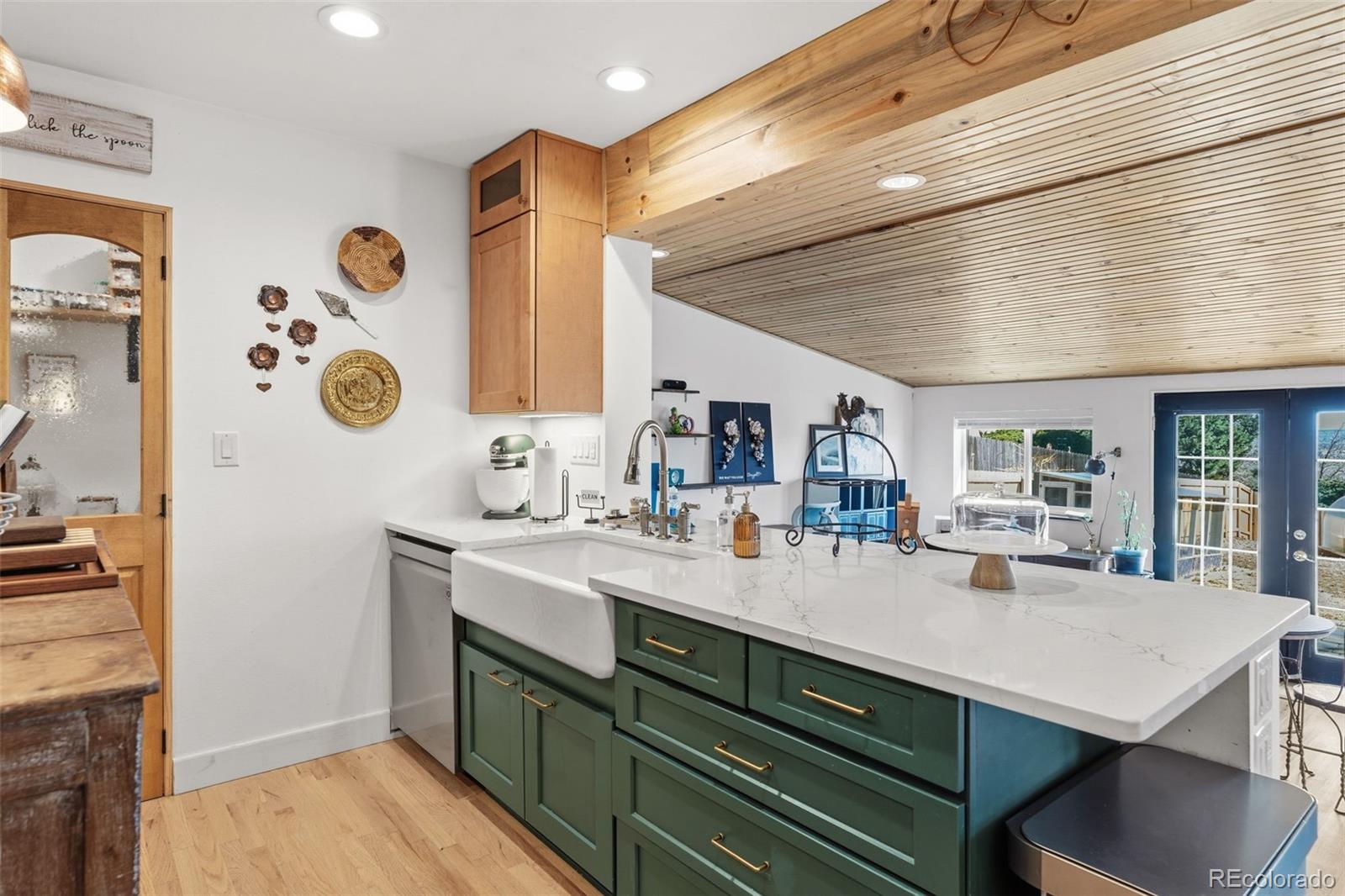 MLS Image #12 for 1898 s arbutus street,lakewood, Colorado